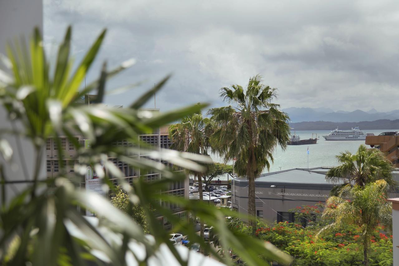 Quest 4* Suva